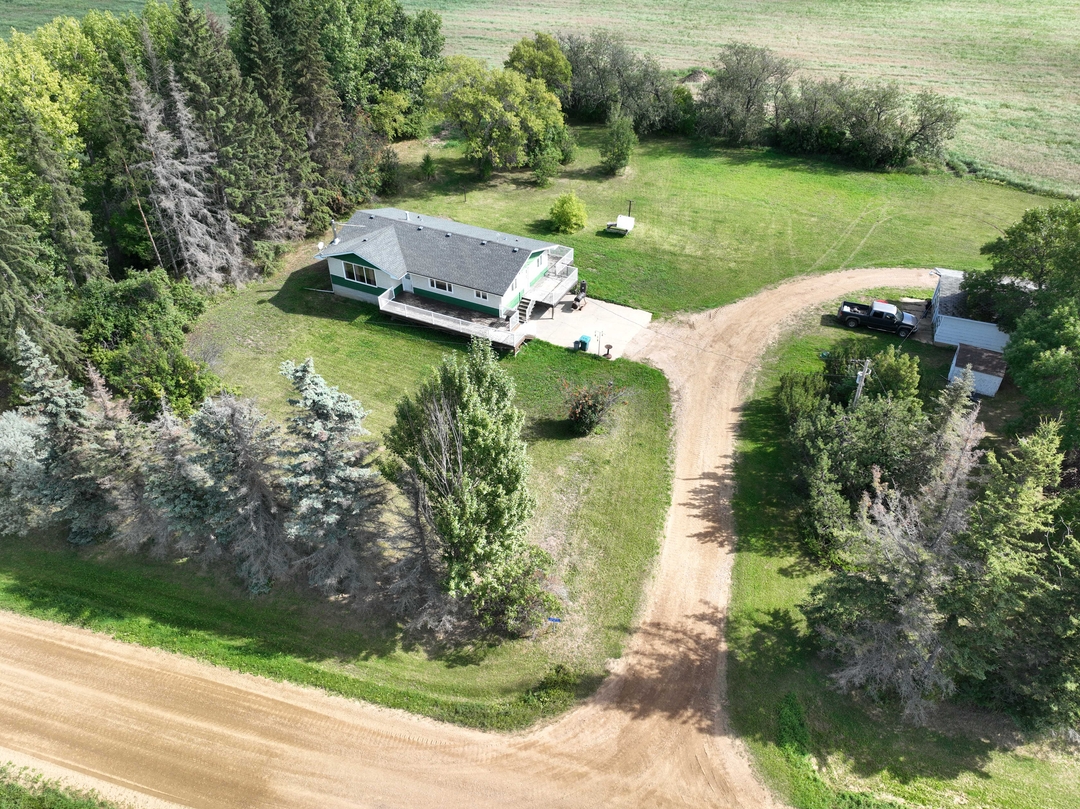 5 bedroom, 2 bath home on 9.98 acres in Athabasca County - 1 - 1732141720783_1 Adpic low