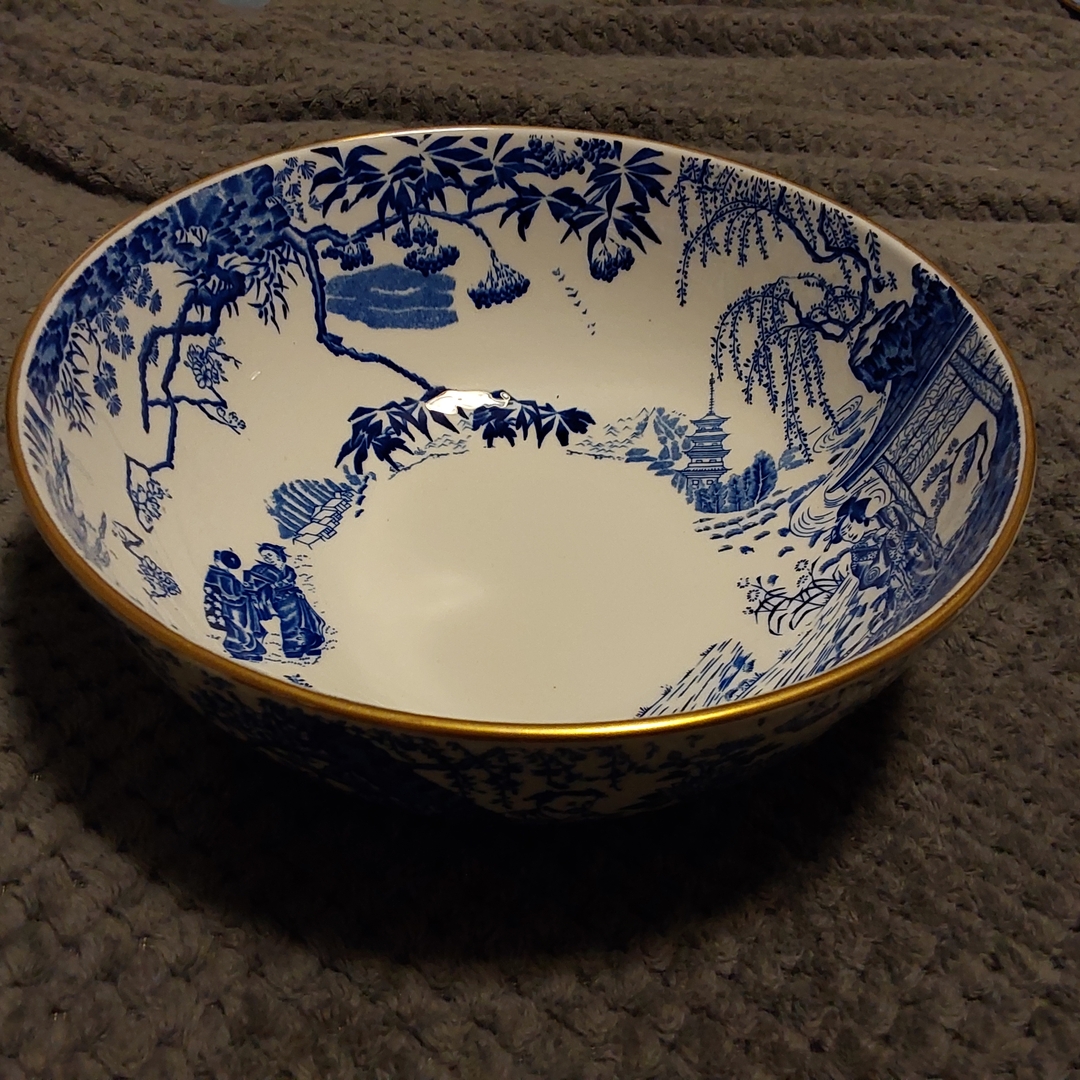 Royal Crown Derby Blue Mikado, 8 settings, 2 platters, 8 soup bowls 8 dessert plates, cake plate, 2 vegetable bowls, gravy boat and more. - 6 - 1732225331471_1000002387