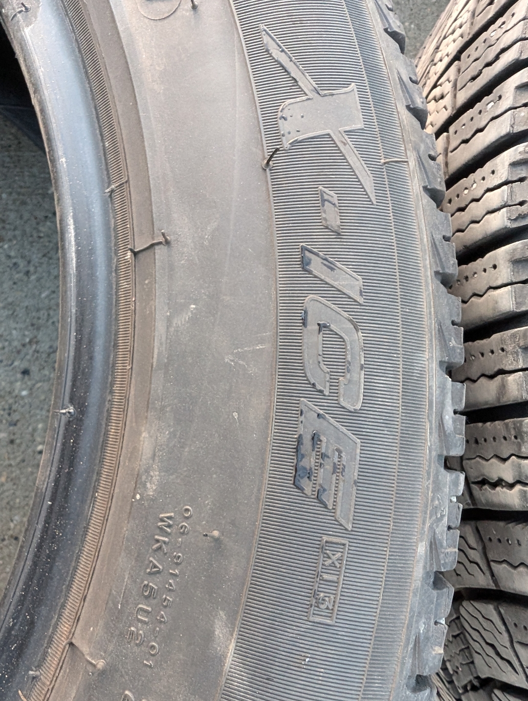 Michelin X-Ice Xi3 winter tires 225/55/17 - 3 - 1732311049145_Michelin 1