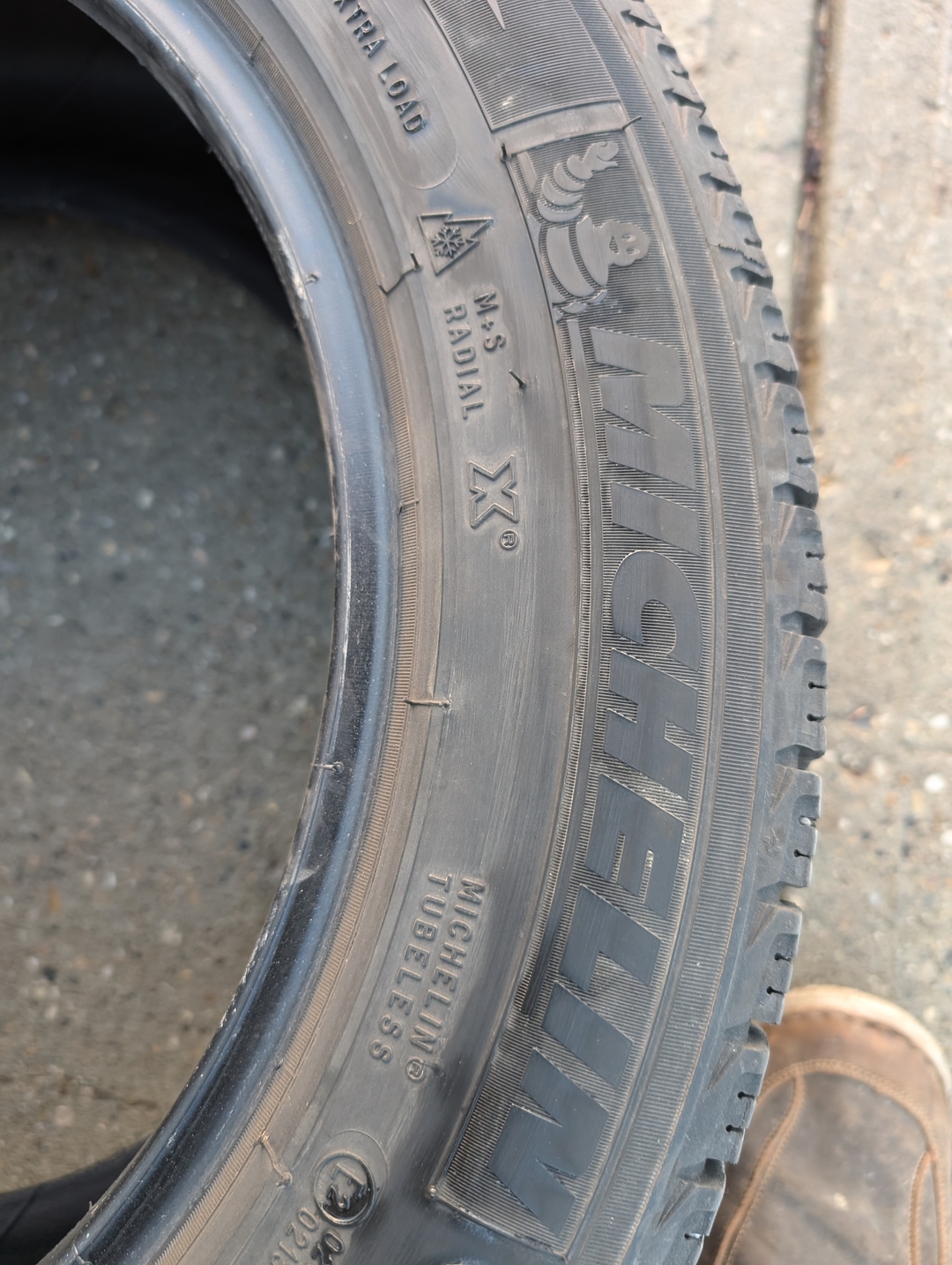 Michelin X-Ice Xi3 winter tires 225/55/17 - 2 - 1732311049145_Michelin 3