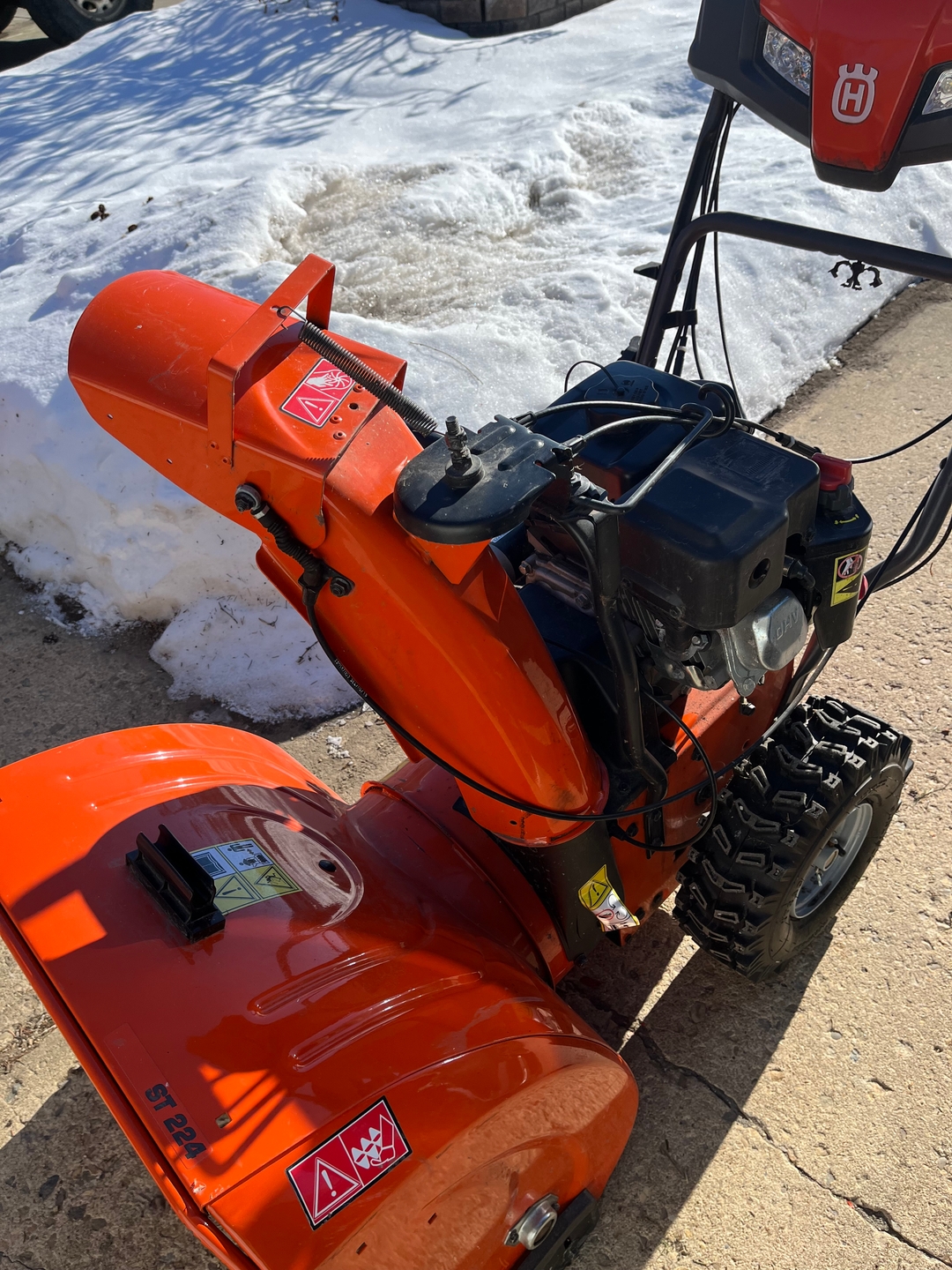 Husqvarna  snowblower - 3 - 1732323545409_IMG_6043