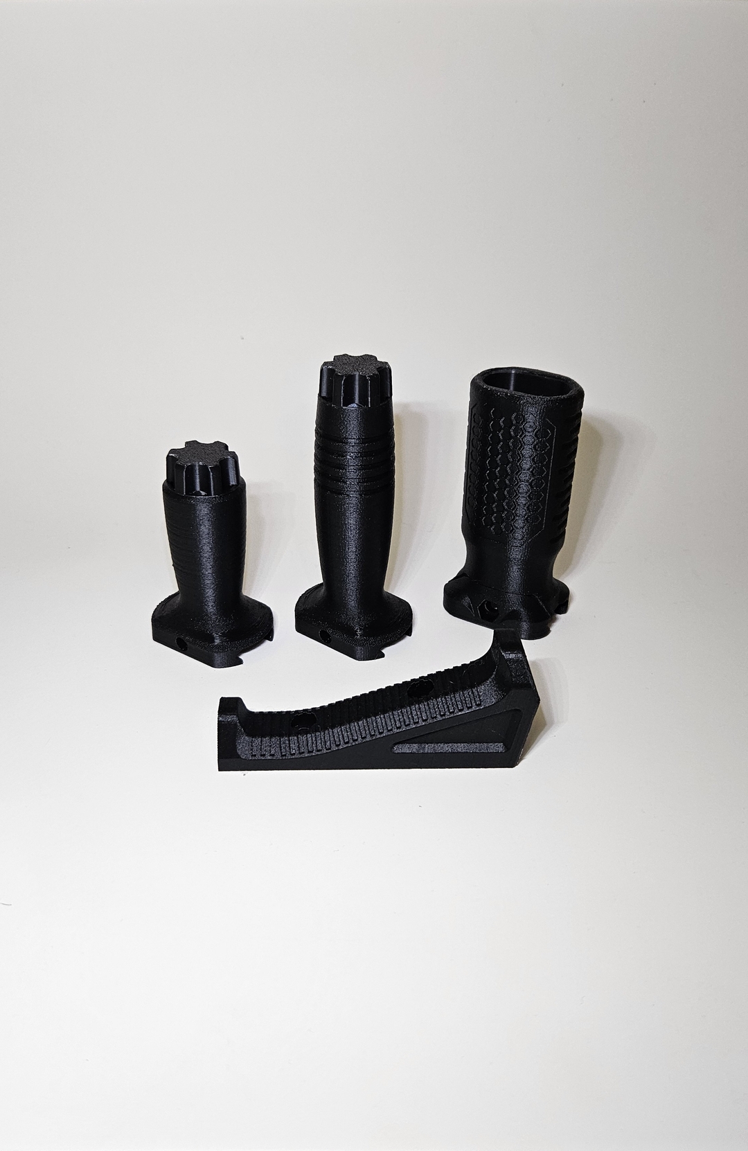 Foregrips, Handstops, Picatinny & MLOK Accesories - 1 - 1732478184349_20241123_205020