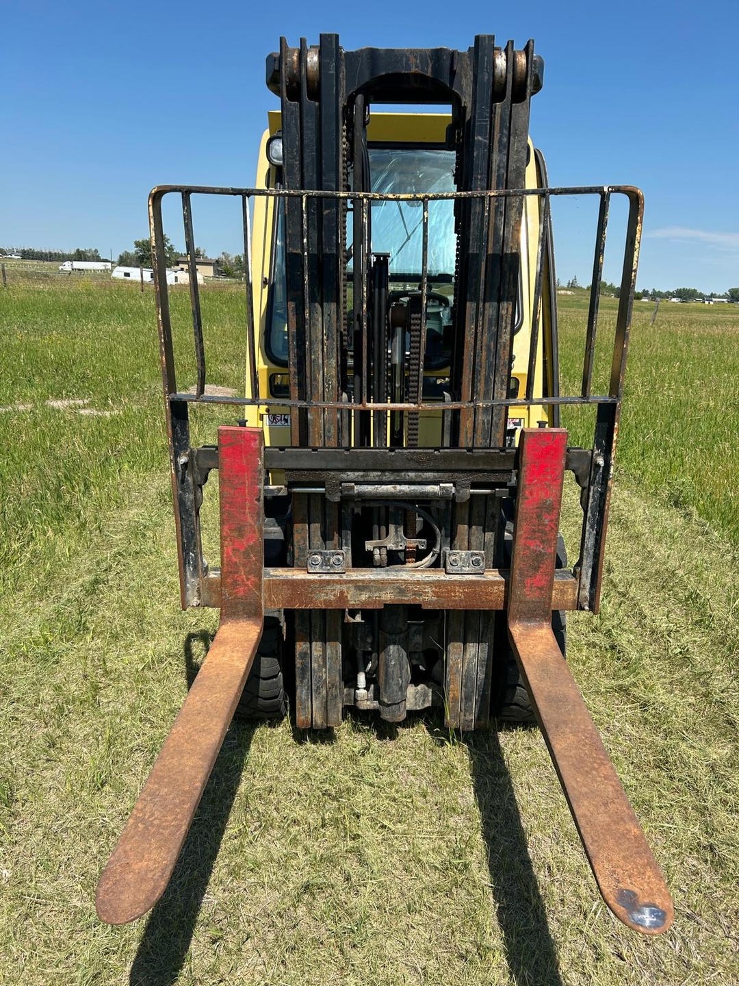 Hyster H70FT Enclosed Cab Propane Forklift - 10 - 1732650135617_RPTM6994