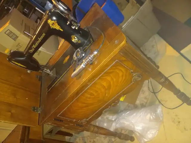 I deliver! Free-Westinghouse Sewing Machine Style 577800-B - 4 - 1734546896230_Westinghouse_Sewing_Machine4