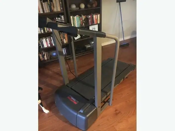 READ AD. ProForm 435EX Treadmill. WORKS GREAT. NO chats - 3 - 1734553910802_Treadmill3