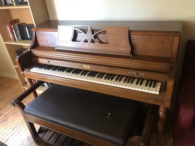 Piano with FREE DELIVERY - 2 - 1734554222080_Piano1b