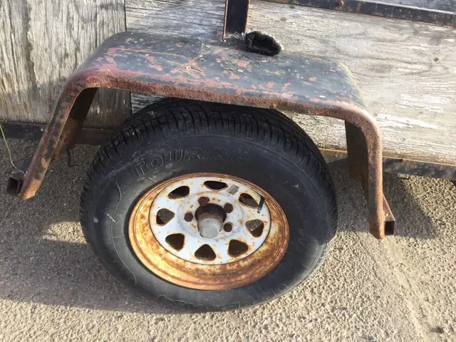 Old trailer. CHEAP. I CAN DELIVER. cell text only - 4 - 1734555796800_Old_Trailer4