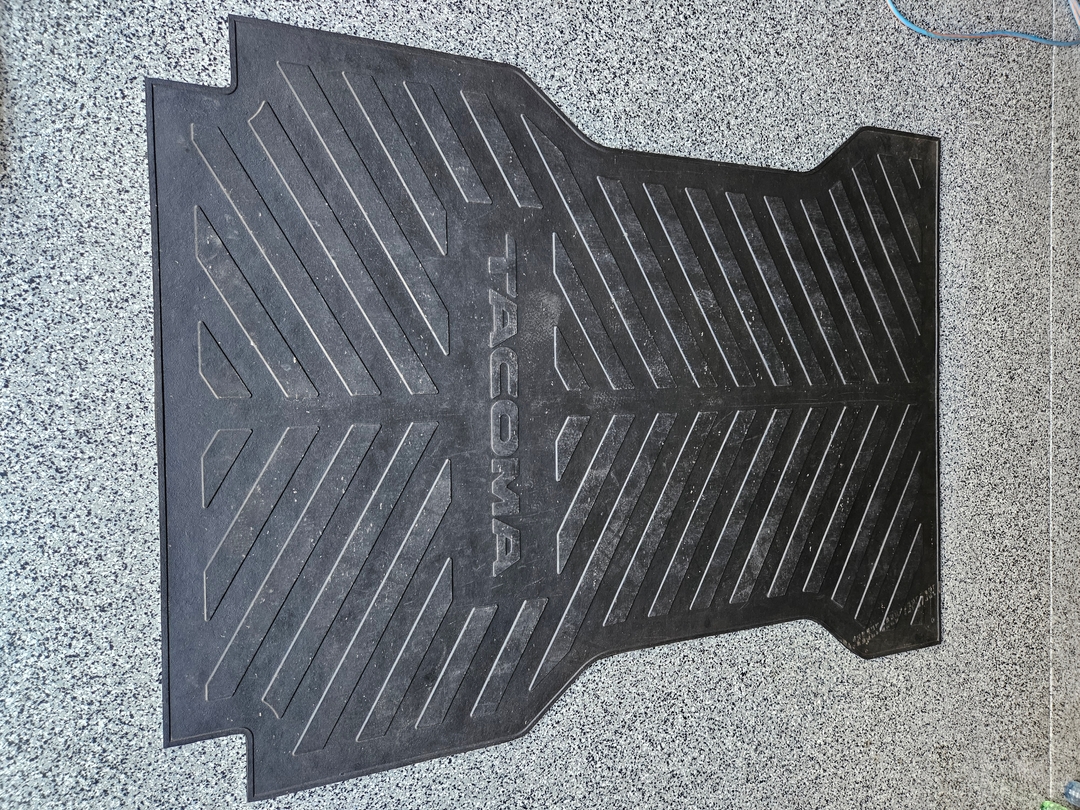 TACOMA FLOOR MATS/BED MAT - 2 - 1734967173796_1000012932