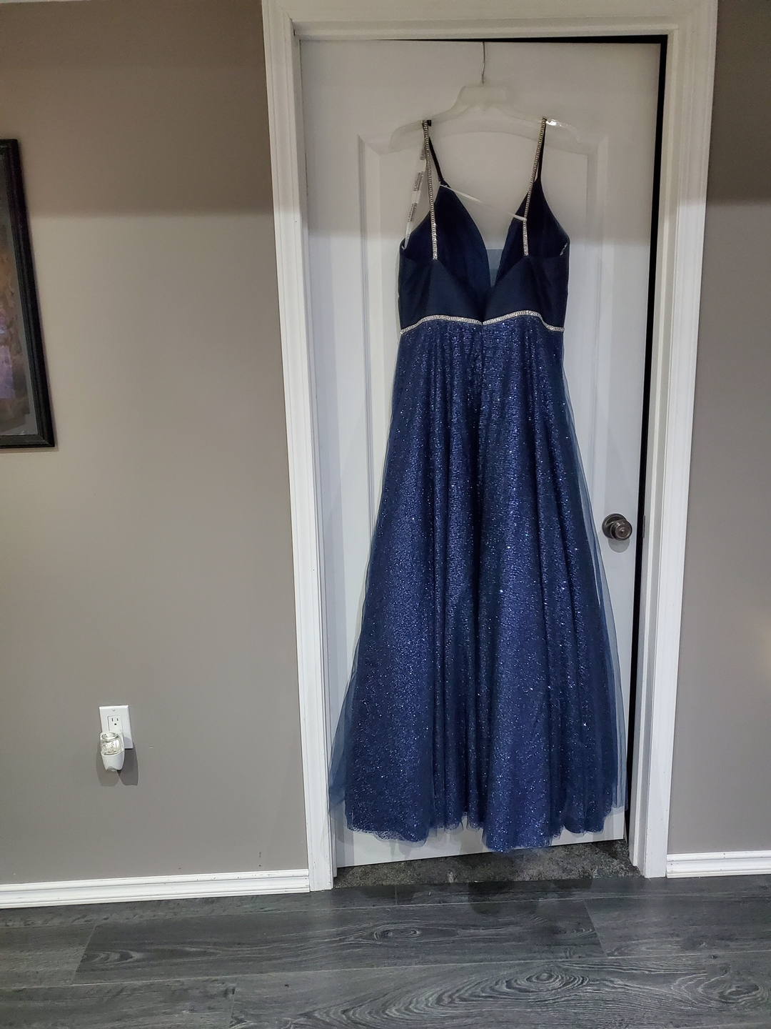 Blue grad dress from Flair New York size 16 - 4 - 1736967487833_20241219_114730