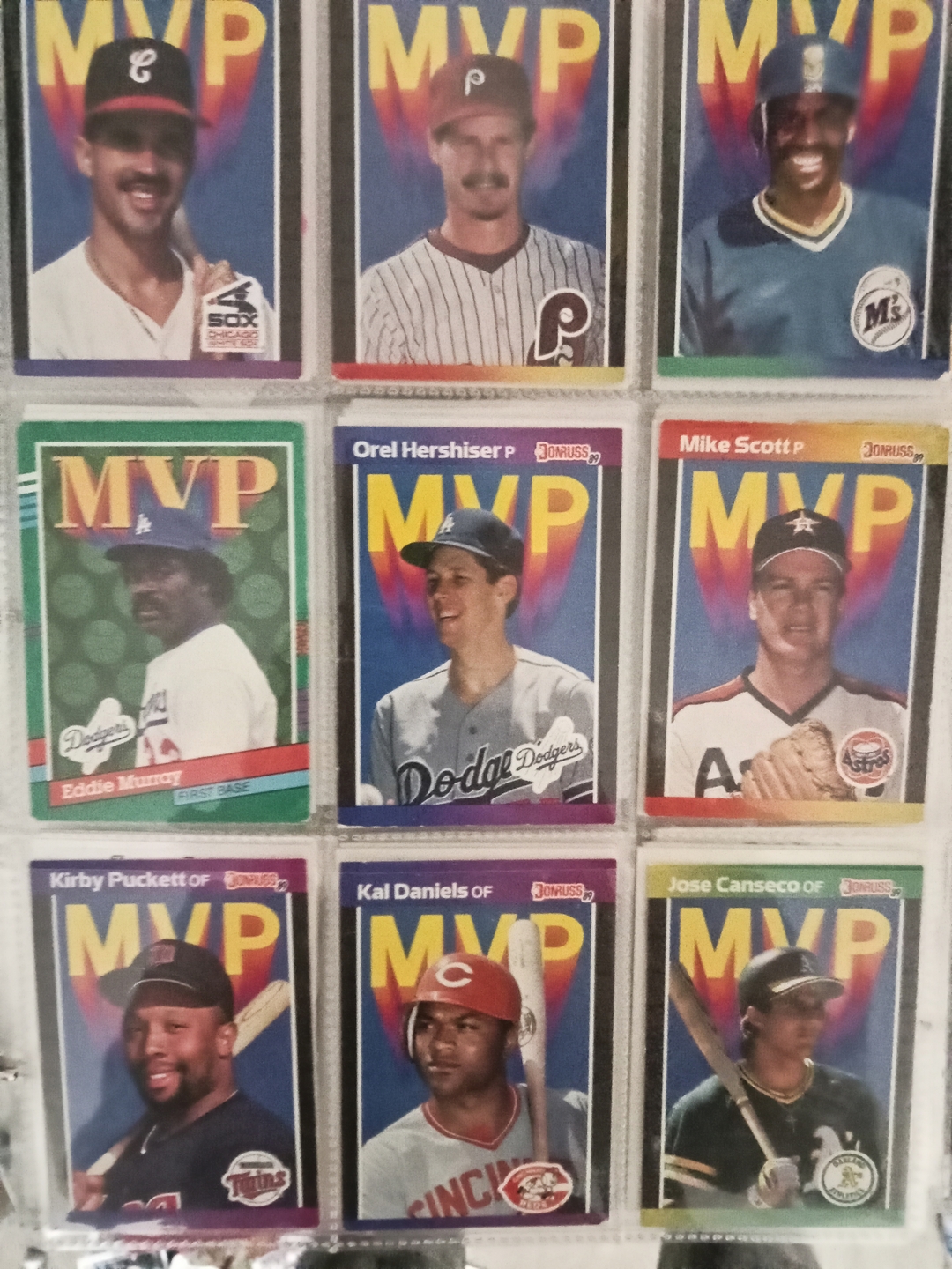 Thousands Of Sports Cards  - 2 - 1737383994361_IMG_20250119_061251