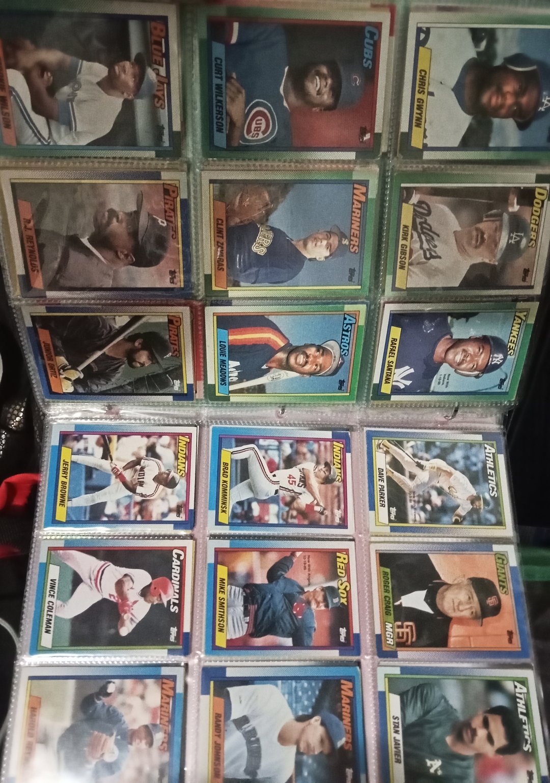 Thousands Of Sports Cards  - 6 - 1737383994364_IMG_20250119_025638