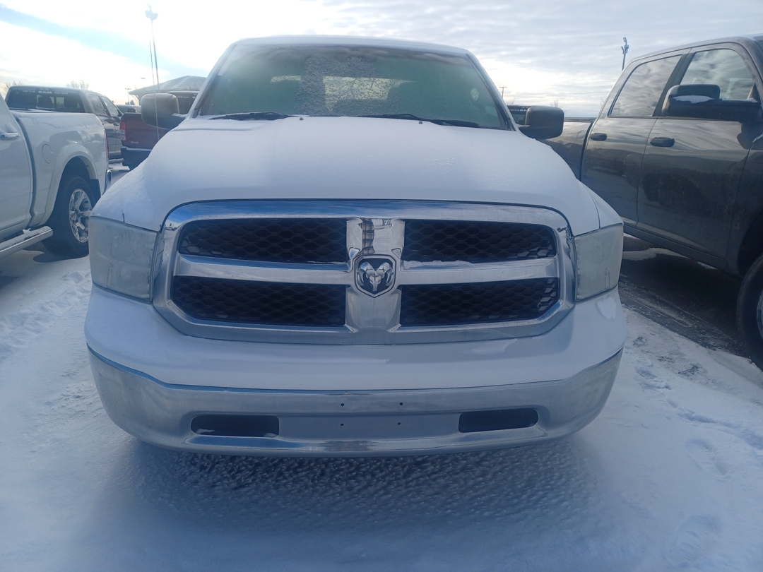 2019 Ram 1500 Classic Tradesman - 6 - 1737410845272_20250120_121203