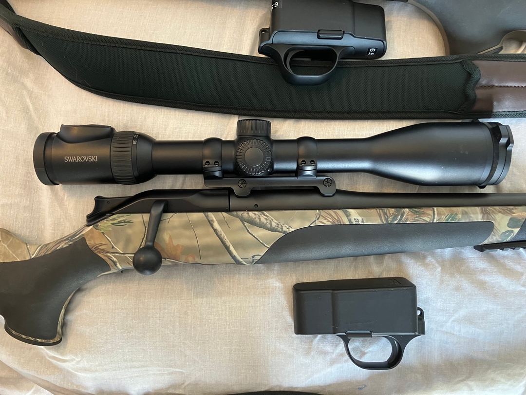 2 Blaser R8 Professional Rifles  - 5 - 1737495130381_IMG_8291