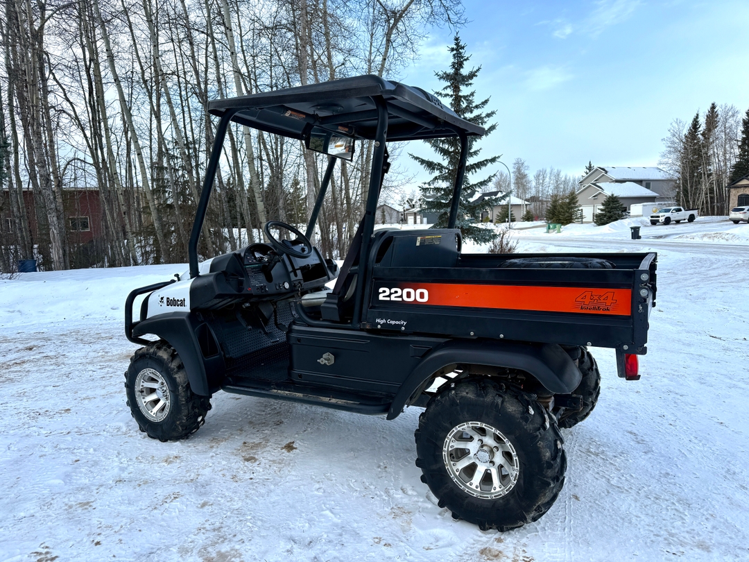 Bobcat 2200 – Reliable Kubota Diesel - 13 - 1737530756776_IMG_7990