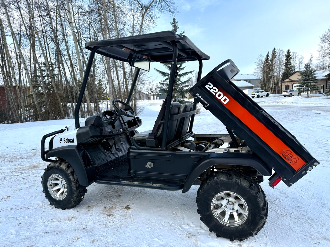 Bobcat 2200 – Reliable Kubota Diesel - 5 - 1737530756776_IMG_8001