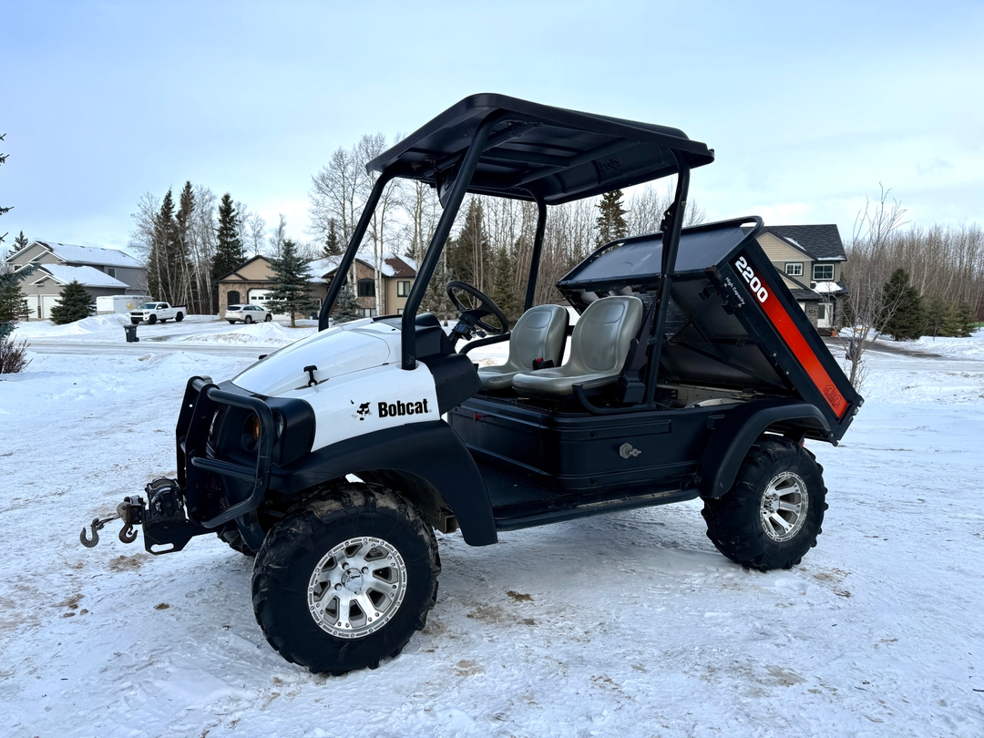 Bobcat 2200 – Reliable Kubota Diesel - 4 - 1737530756776_IMG_8002