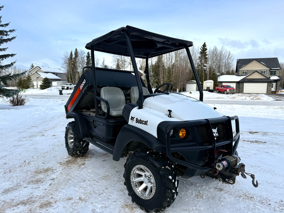 Bobcat 2200 – Reliable Kubota Diesel - 1 - 1737530756776_IMG_8013