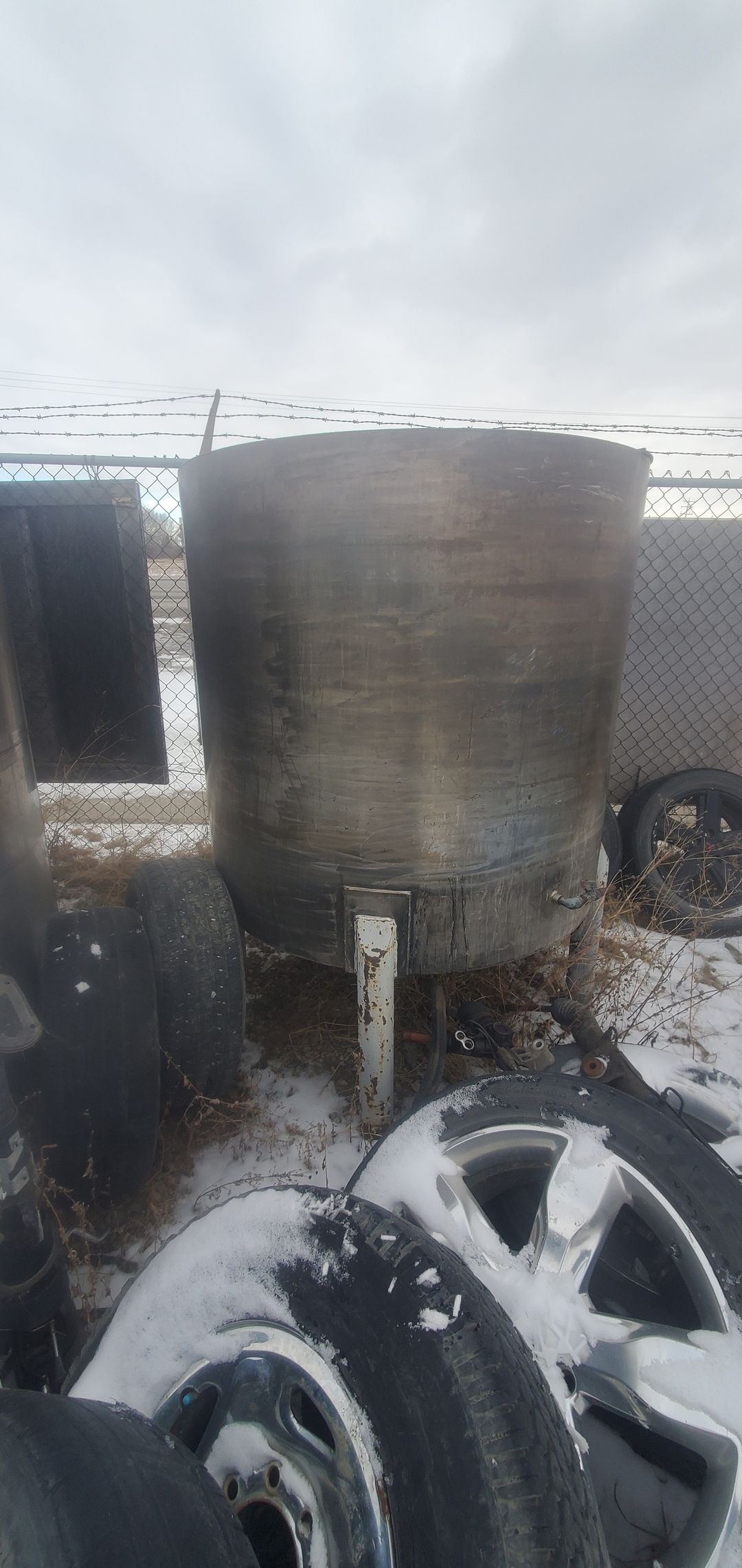 Stainless steel tanks - 2 - 1737590431757_20250121_123002