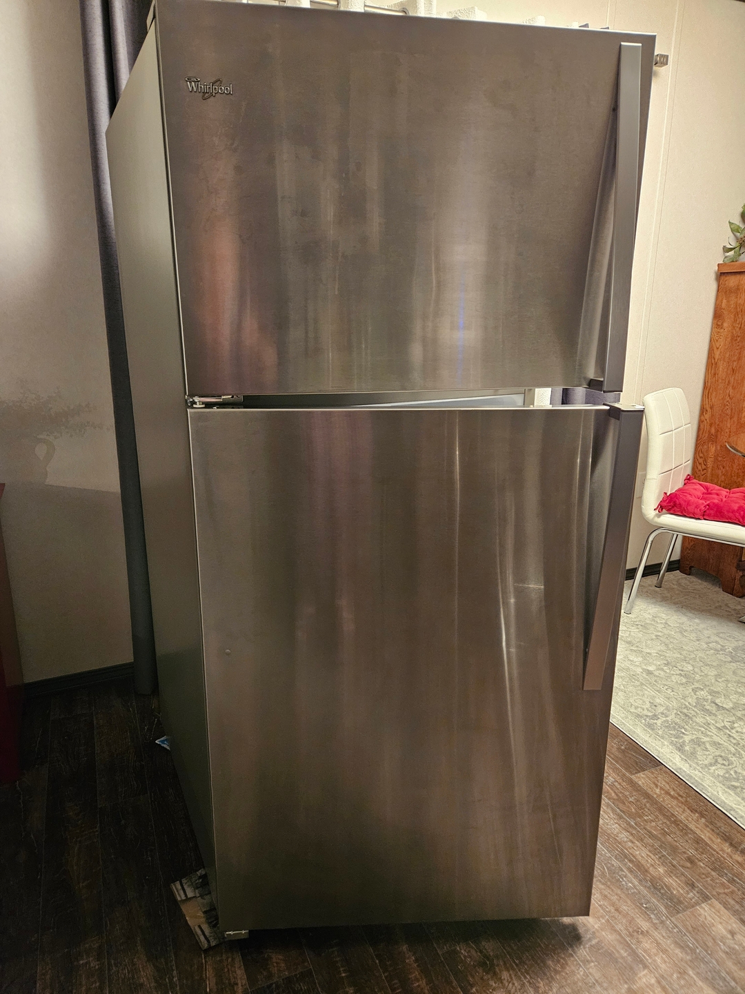 Whirlpool fridge - 1 - 1737619648632_1000008250