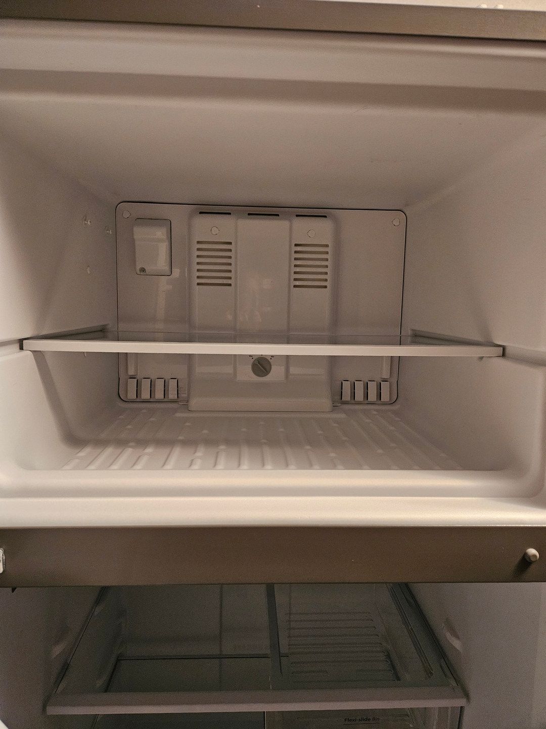 Whirlpool fridge - 4 - 1737619648632_1000008253