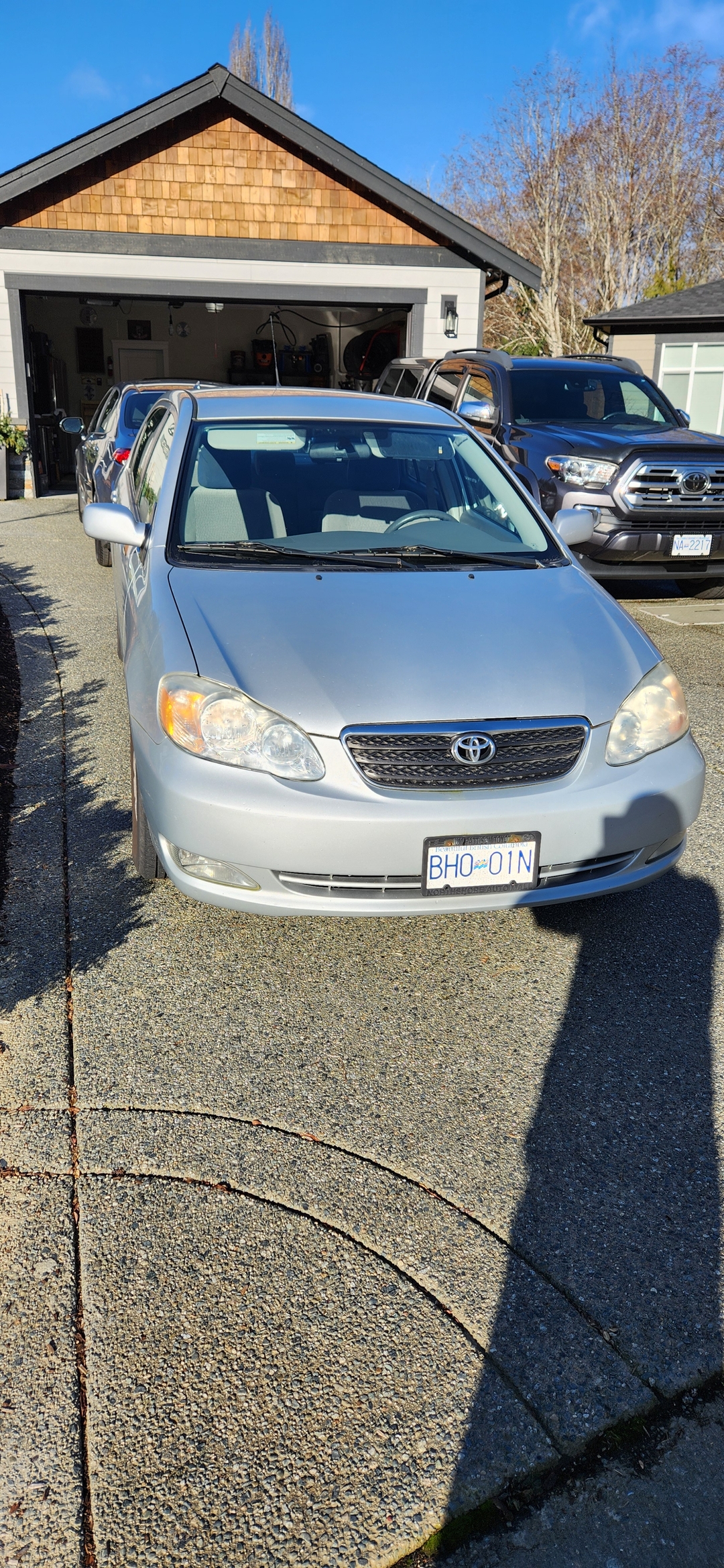 2006 Toyota Corolla LE  - 6 - 1737757969684_20250124_112118