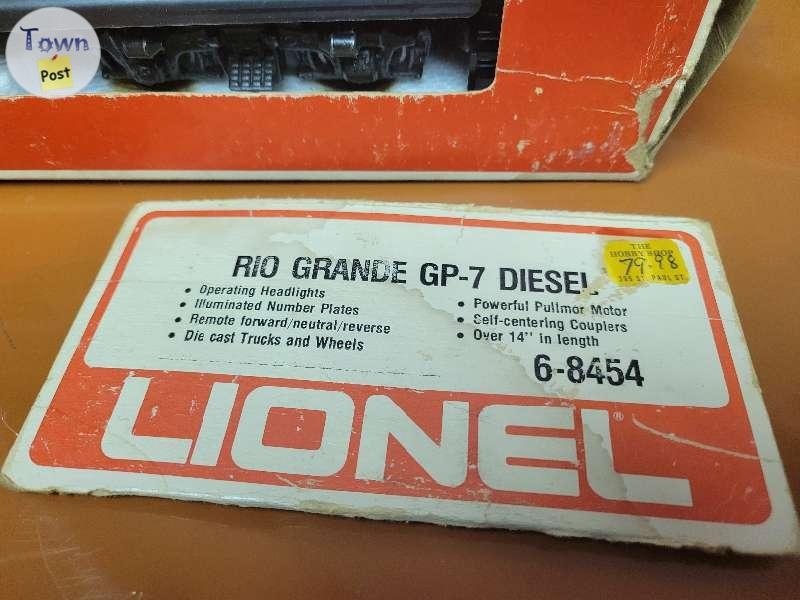 Lionel Model Railroad  Engines Box Cars 027 Scale - 2 - 698613-1649352513_0