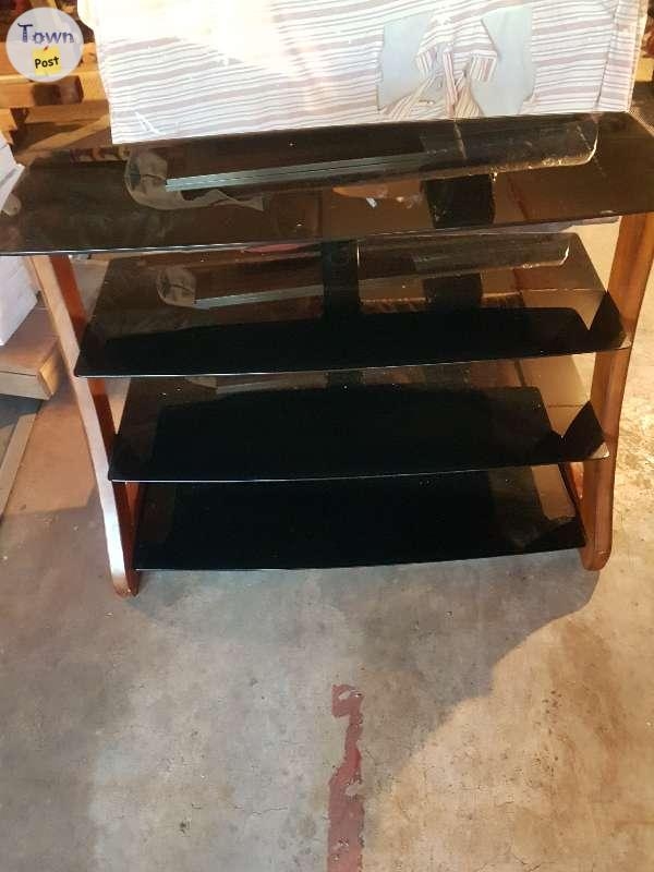 Tv stand - 2 - 757532-1658712630_0