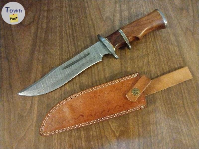 Nooraki Handmade Damascus Steel Hunting Knife with Leather Sheath $200 - 1 - 807259-1668215799