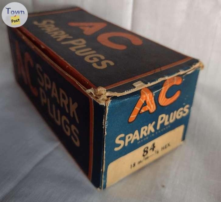 Vintage Spark Plugs - New Old Stock - 3 - 844071-1674592131_1