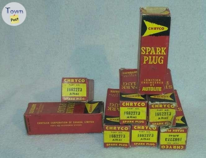 Vintage Spark Plugs - New Old Stock - 10 - 844071-1674592131_8