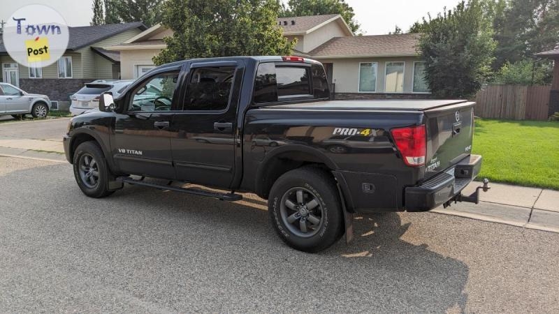 2014 Nissan Titan Pro4X Loaded only 49000km. - 3 - 925604-1690830205_1