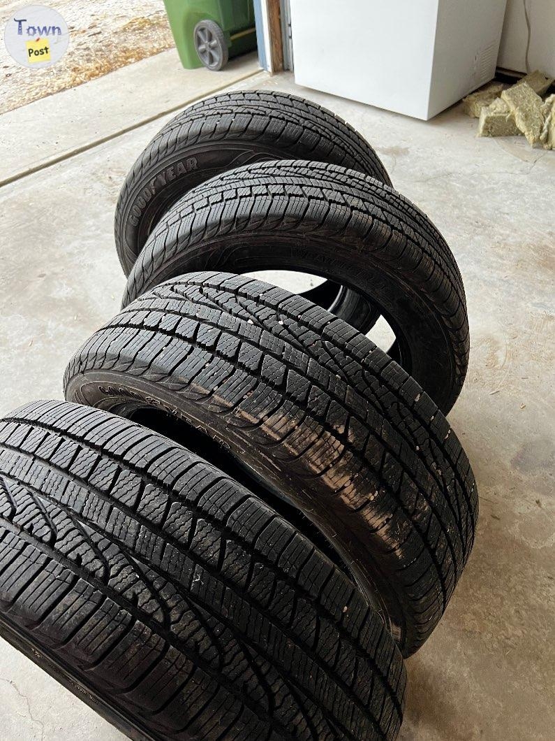 4 Near Brand new Goodyear Weatherready Tire  - 1 - 979504-1701891047_3