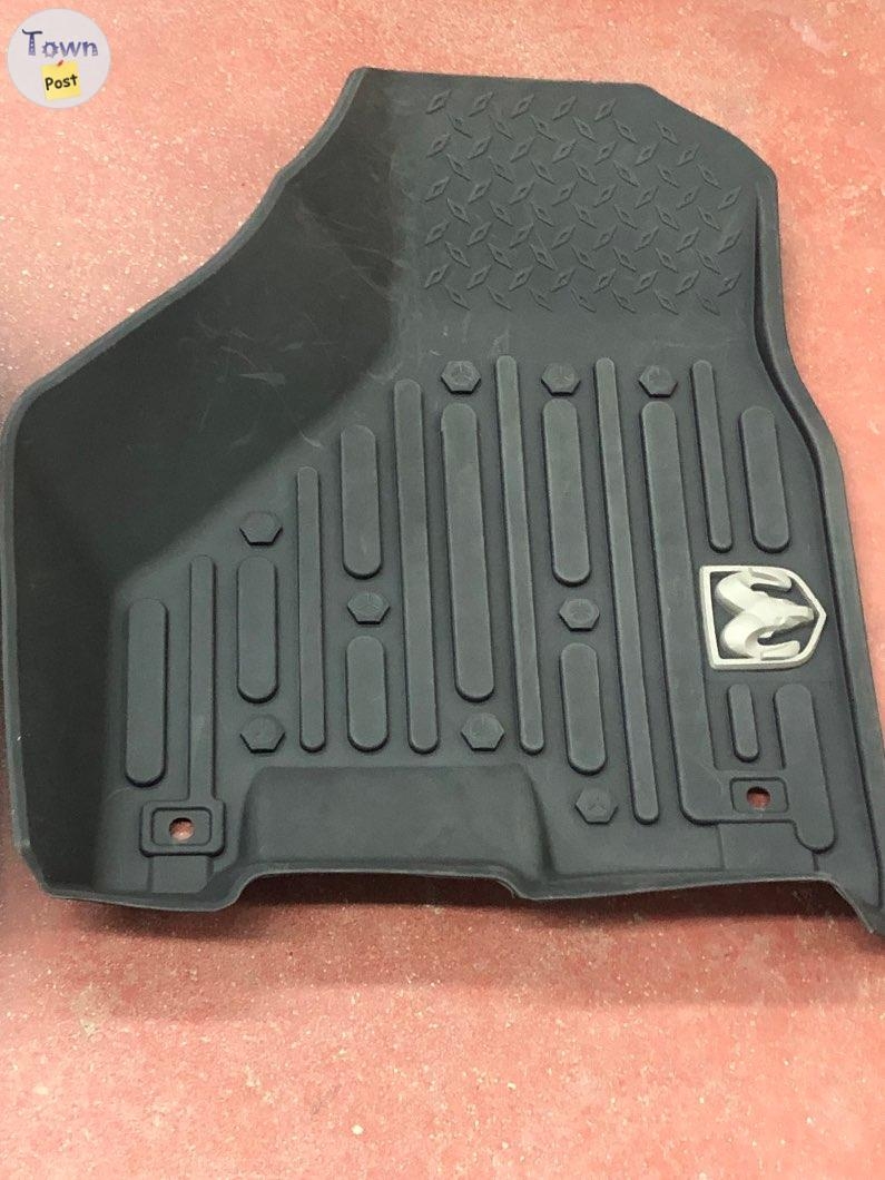 Ram 1500 classic extreme duty floor mats - 4 - 980674-1702144849_3