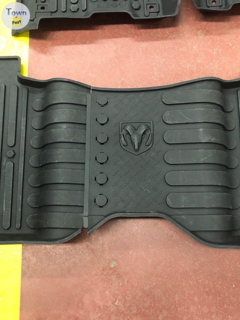 Ram 1500 classic extreme duty floor mats - 5 - 980674-1702144849_4