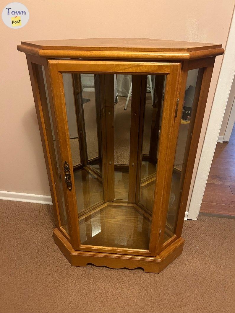 Corner display case  - 2 - 989113-1704154216_0