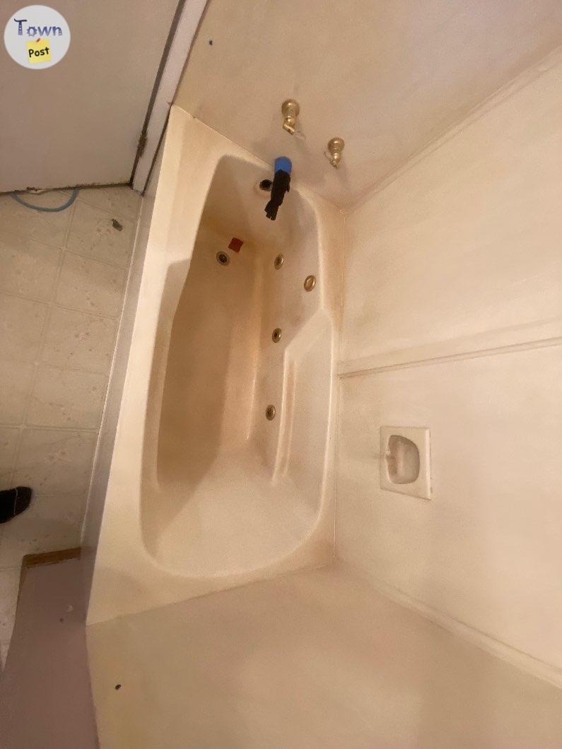 Tired of a worn out bathtub? Reglaze!  - 9 - 991315-1704655927_7