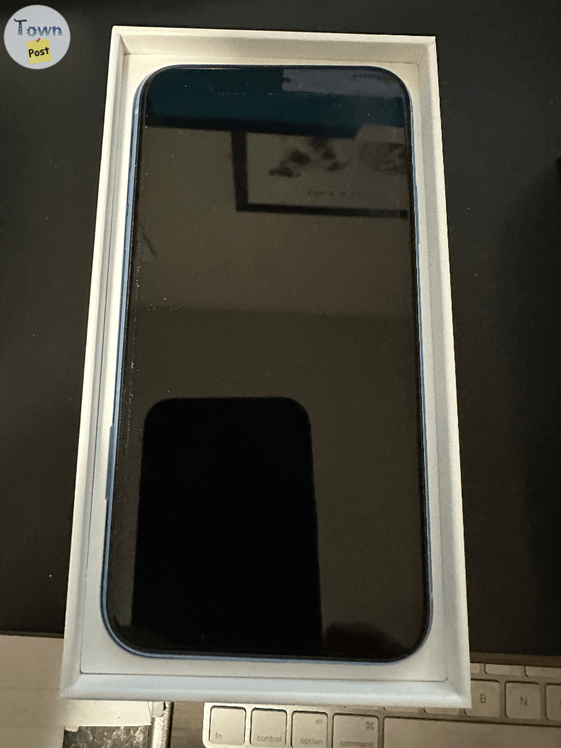 iphone XR - 1 - 997923-1706143200