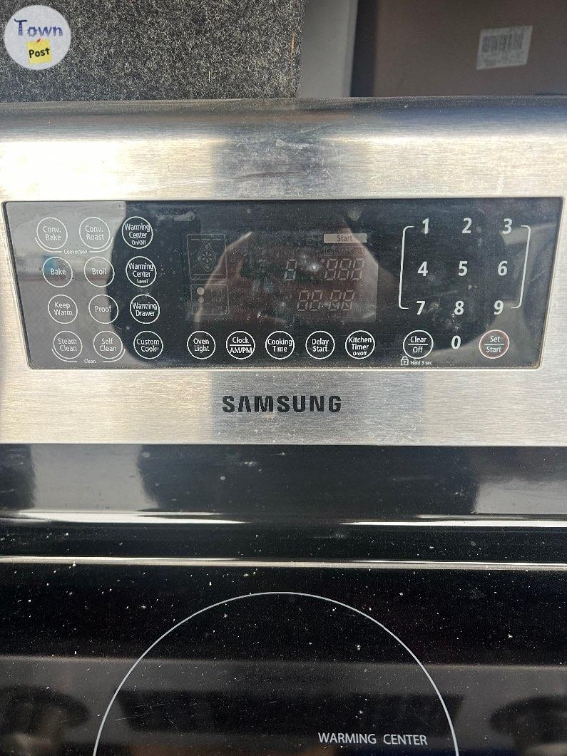 Samsung stove - 1 - 998159-1706200364