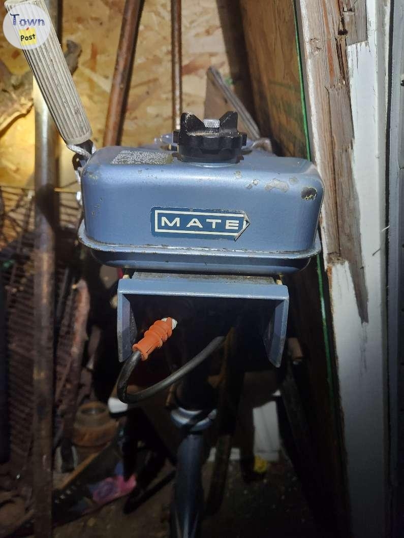 Antique Evinrude "Mate" outboard - 4 - 998818-1706330048_2