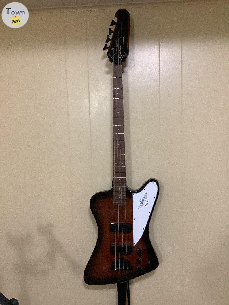 Bass Guitar - Epiphone Thunderbird with case  - 1 - 1007807-1708376788