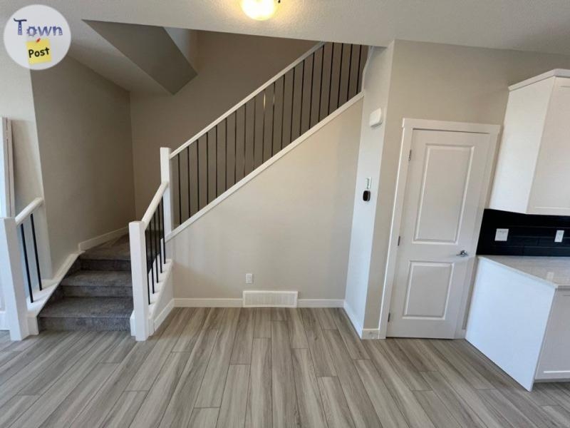 BRAND NEW 3 bedroom townhouse Sage Hill! - 3 - 1018064-1710290885_1