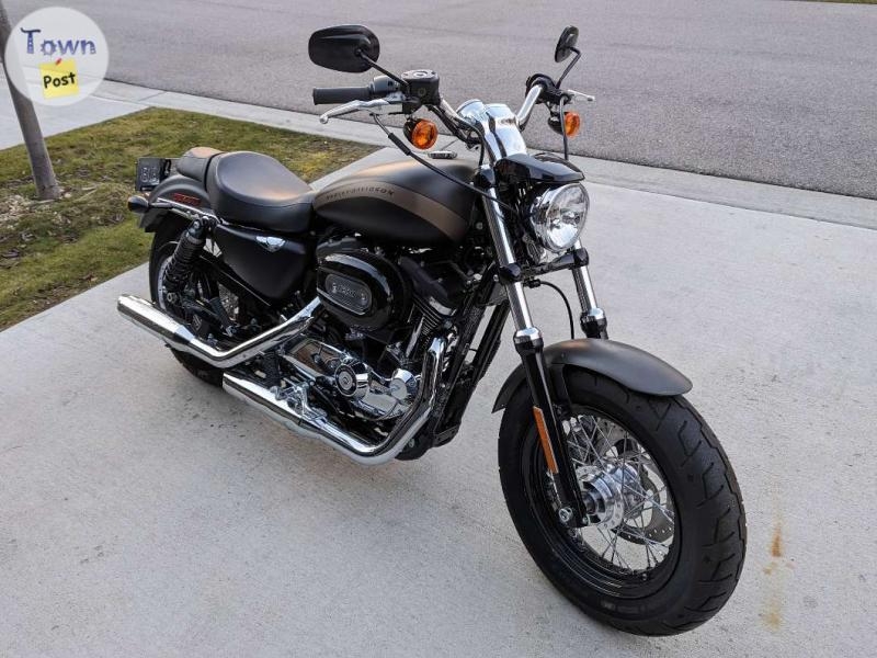 2018 Harley Davidson Sportster XL1200C - 2 - 1023055-1711402485_0