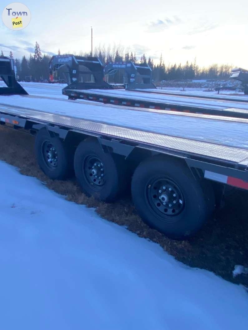 SAVE $1300 - PJ Trailers - 30 ft Gooseneck Flatdeck - 4 - 957842-1711430307_2