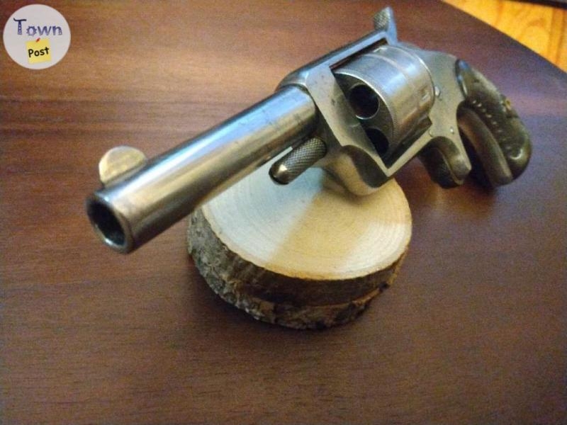 Hopkins & Allen "Dictator", .32 Rim Fire Revolver $1000 - 2 - 1026423-1712219806_1