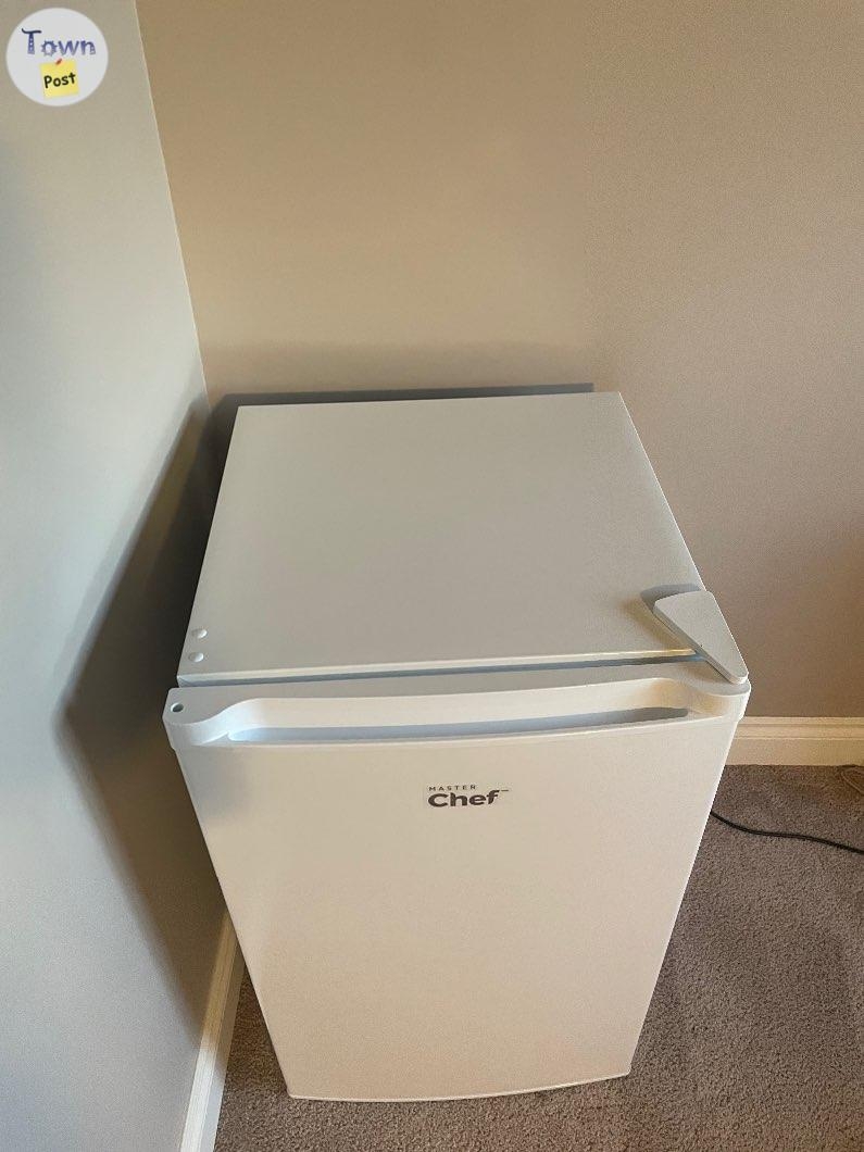 Mini Freezer (4 months) - 1 - 1028174-1712630972