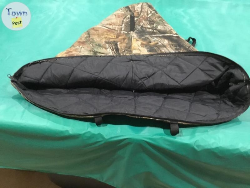 For Sale - Bow Case - 2 - 1028954-1712851569_0