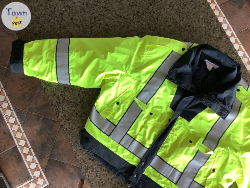 High visibility jacket - 1 - 1029410-1712946497