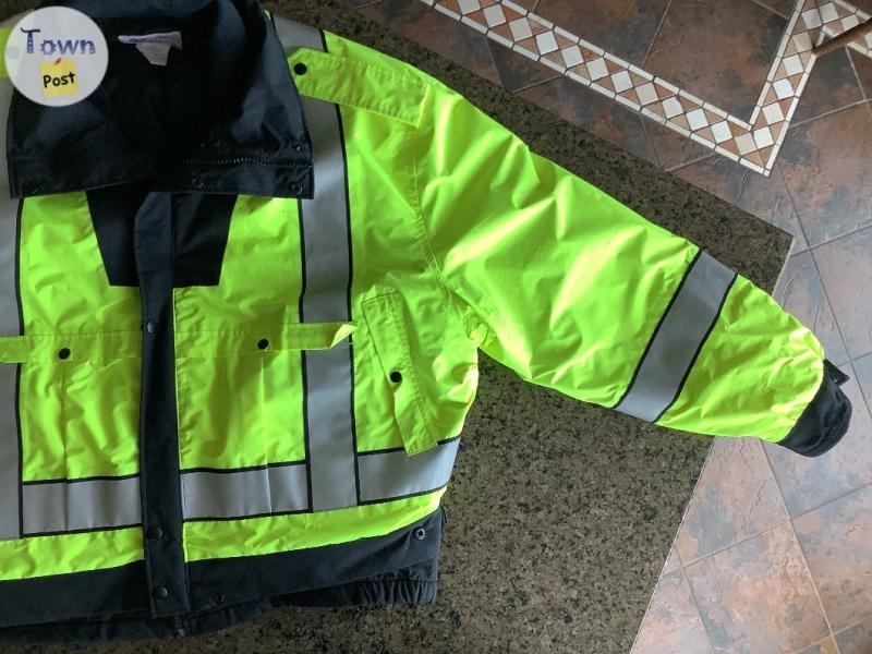 High visibility jacket - 2 - 1029410-1712946497_0