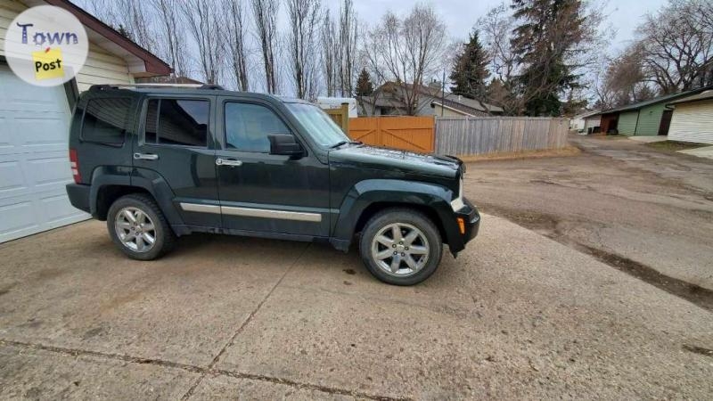 2010 jeep liberty  - 4 - 1038764-1715309631_2