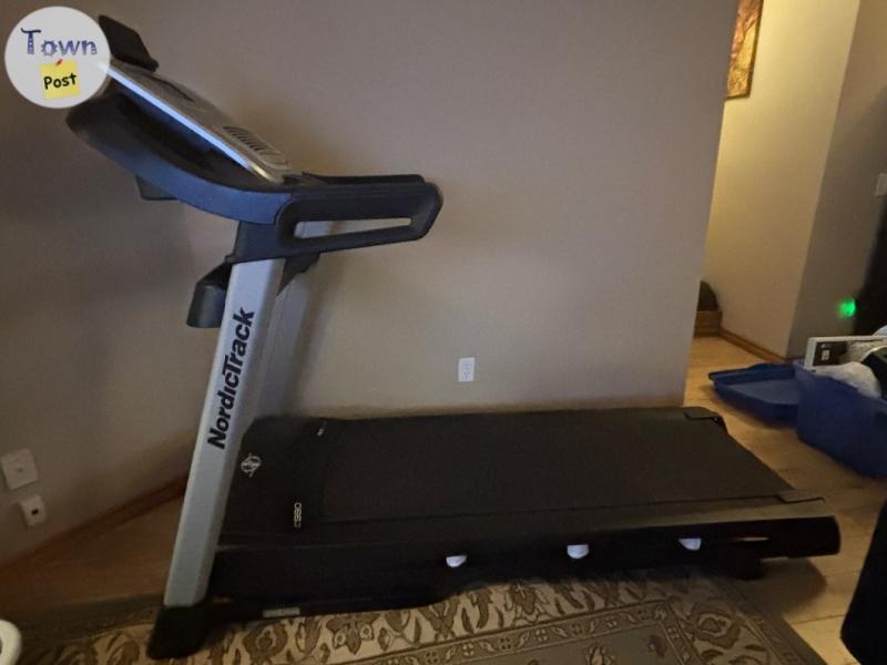 Like New NordicTrack C990 Treadmill - 1 - 1039226-1715453659